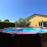 Eny Holiday home *